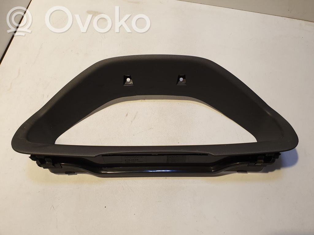 Volvo S80 Kojelaudan kehys 