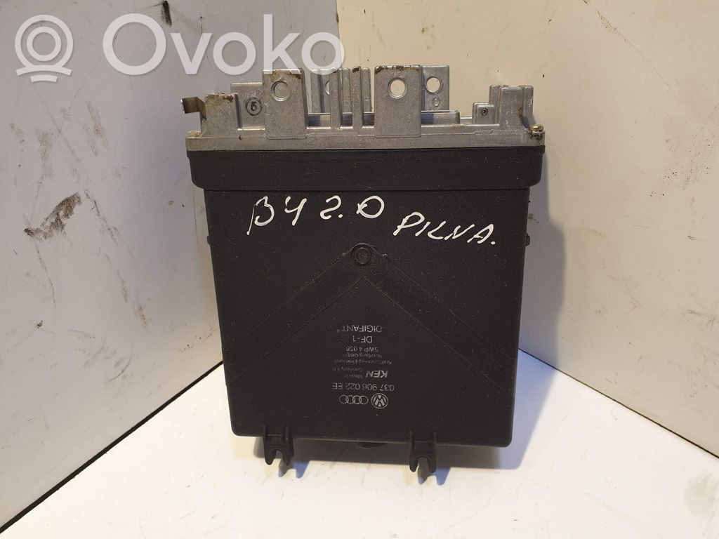 Engine control unit/module   037906022EE,5WP4058