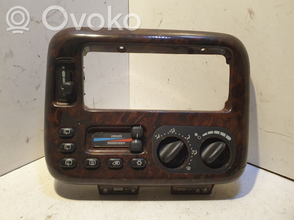 Chrysler Voyager Climate control unit 