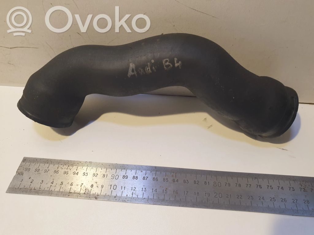 Engine coolant pipe/hose