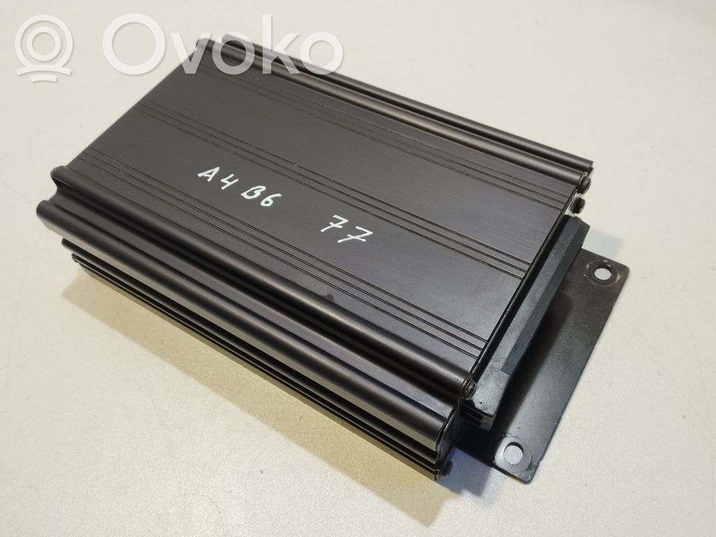 Audi A4 S4 B6 8E 8H Wzmacniacz audio 