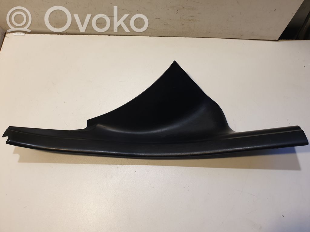 BMW 5 E60 E61 Moldura protectora del borde trasero 