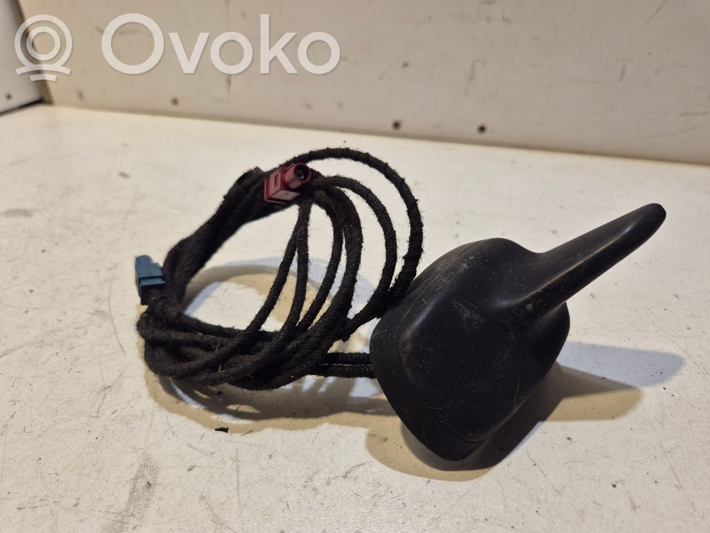 GPS-pystyantenni   4F5035503B