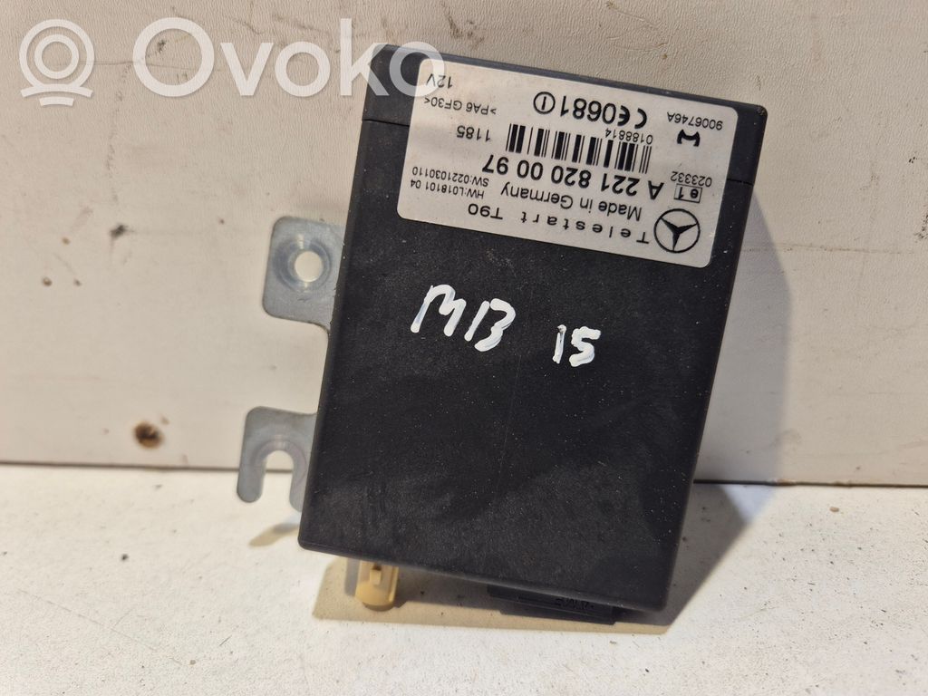 Unité de commande, module téléphone   A2218200097