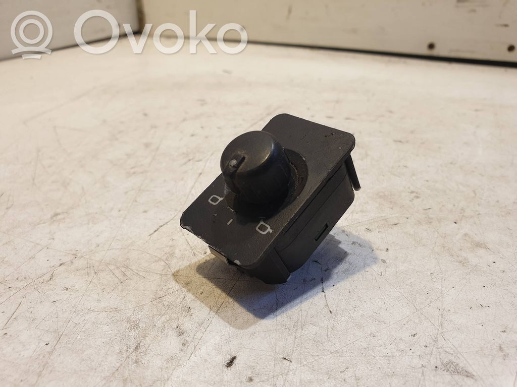 Audi A6 S6 C5 4B Wing mirror switch 