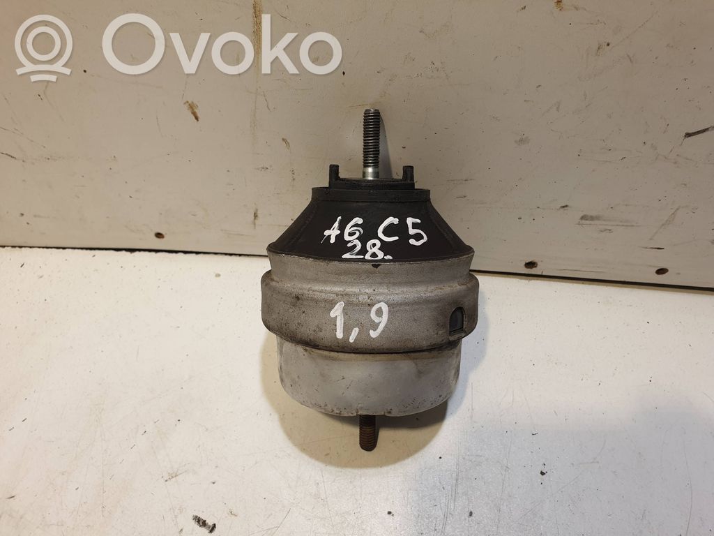 Engine mount bracket   114868620
