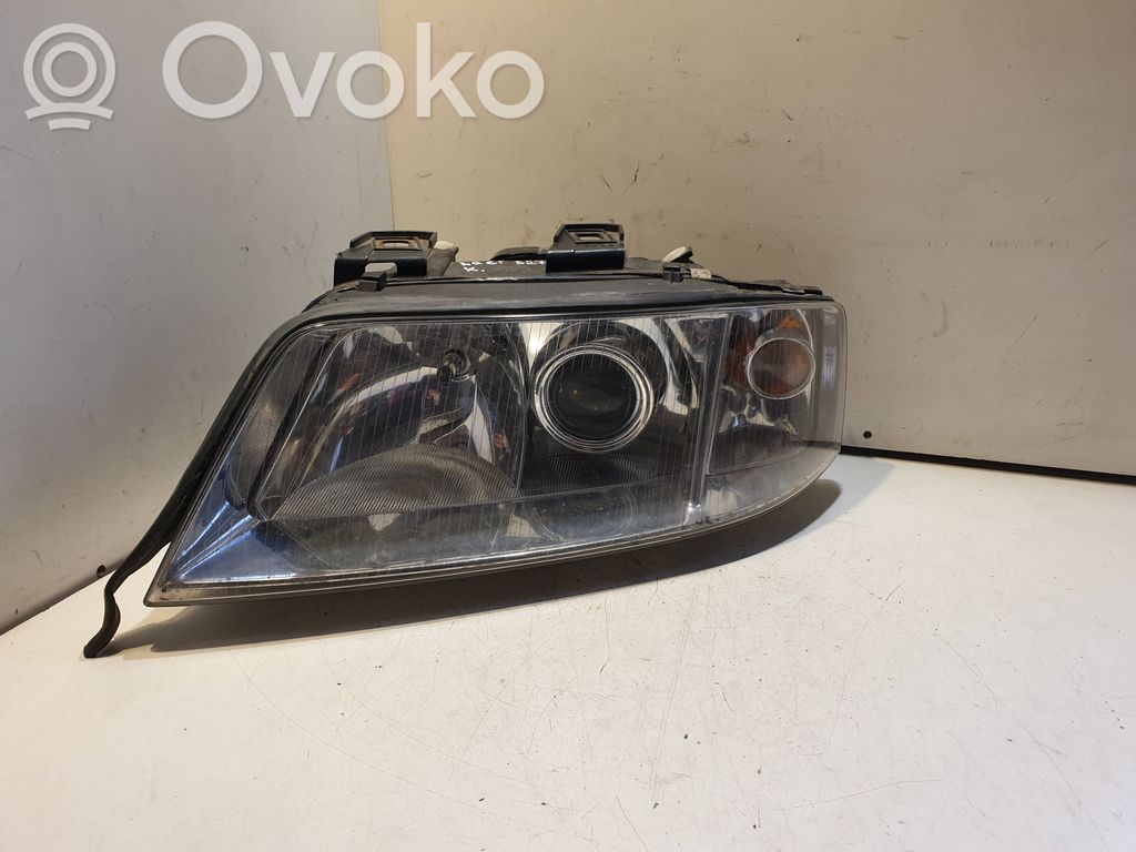 Audi A6 S6 C5 4B Scheinwerfer 