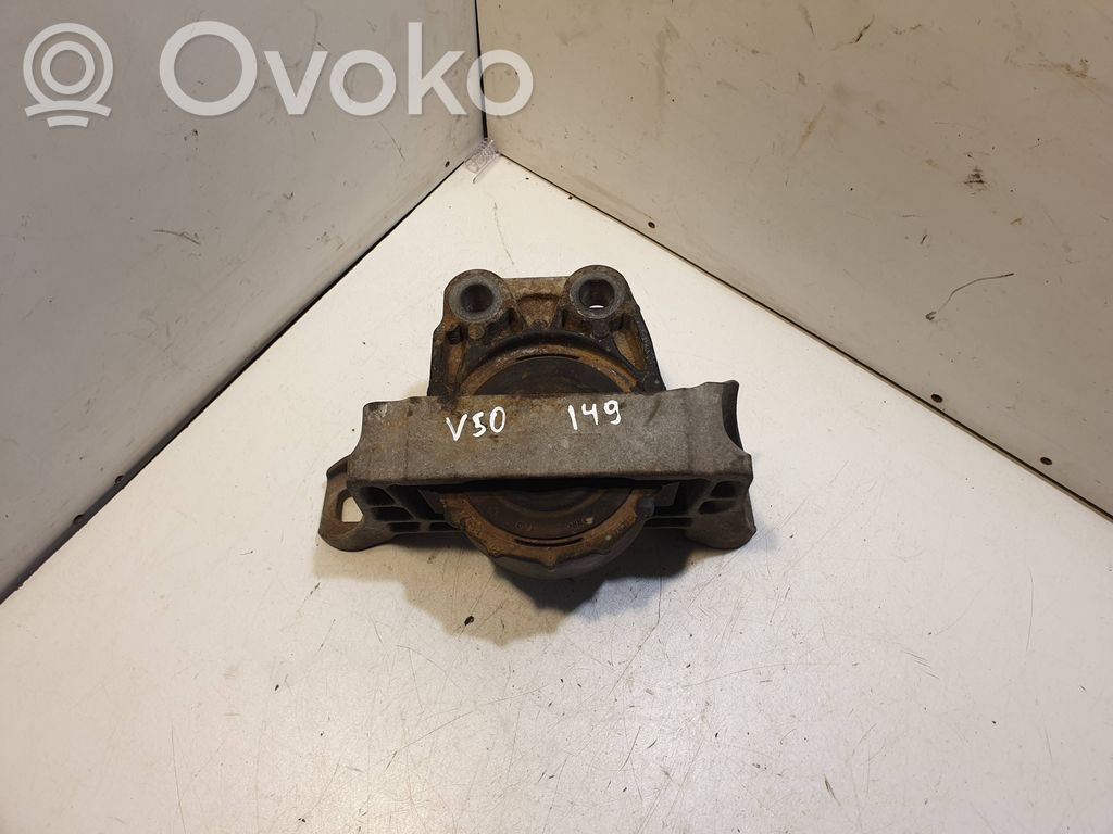 Volvo V50 Engine mount bracket 