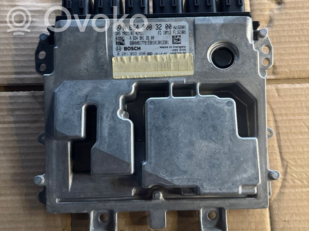 Mercedes-Benz E W213 Engine control unit/module 