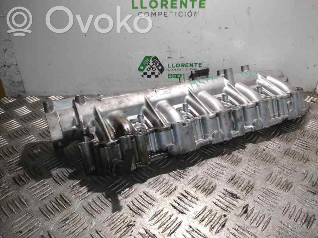 Alfa Romeo 166 Colector de admisión 