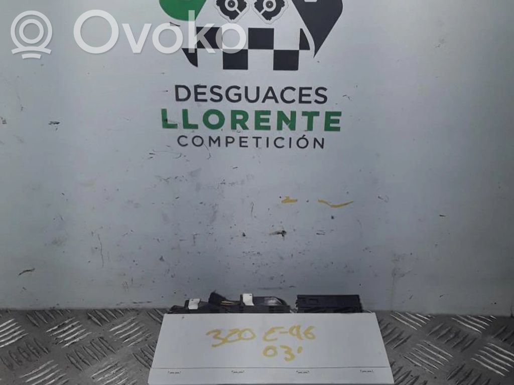 Unidad de control/módulo del motor   61356932368