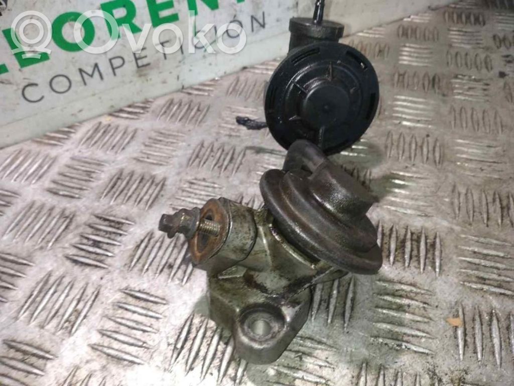 Chrysler Neon I EGR valve 