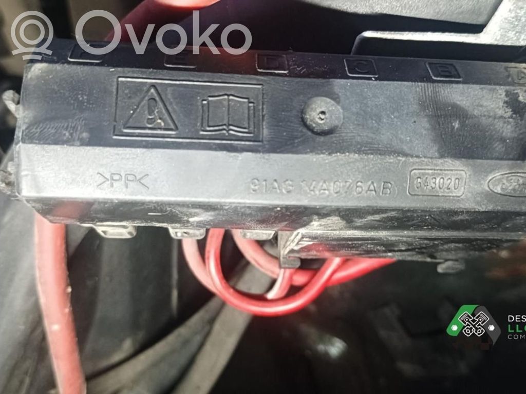 Módulo de fusible   91AG14A076AB