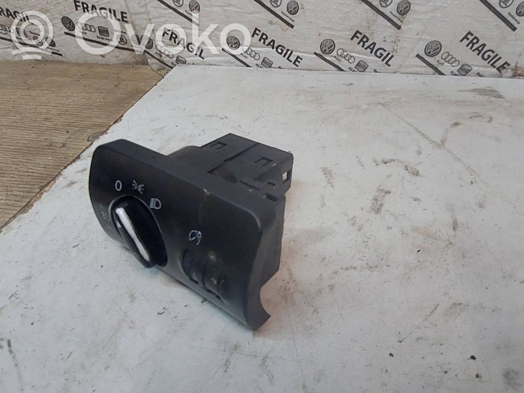 Audi A6 S6 C5 4B Interruptor de luz 