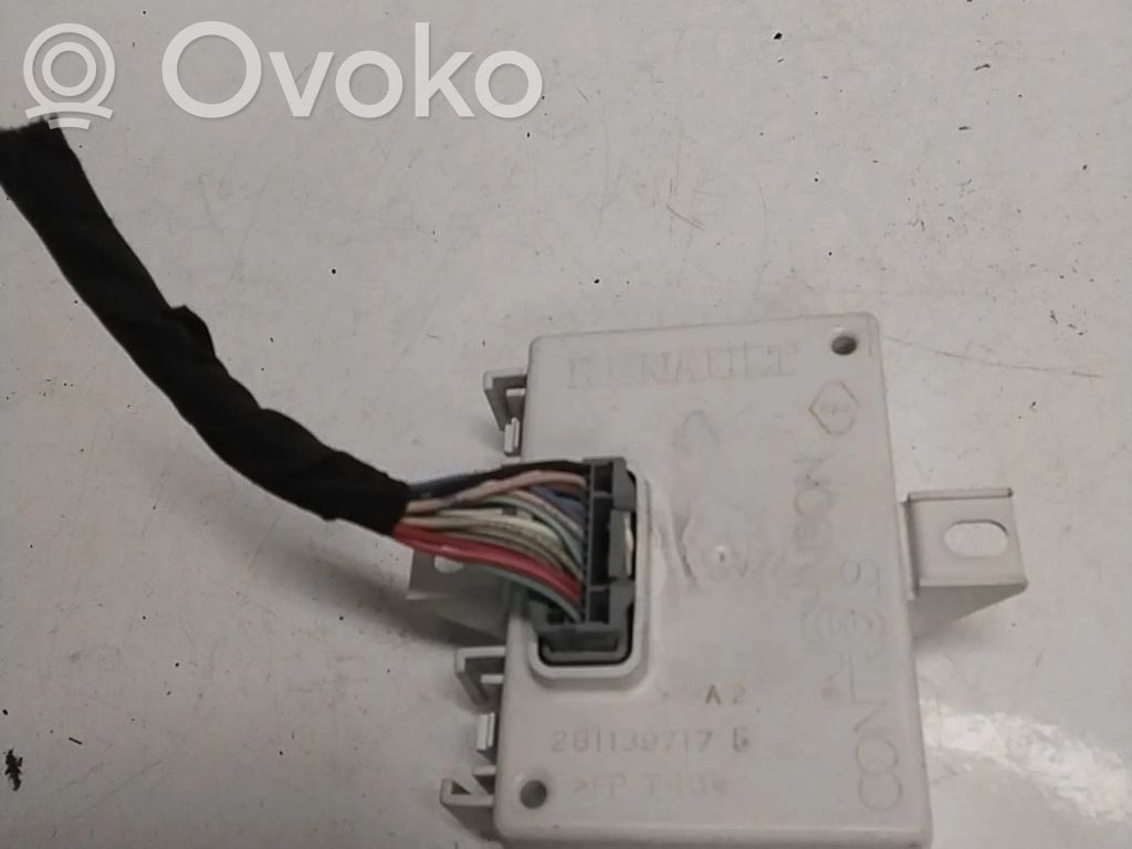 Renault Megane III GPS navigation control unit/module 