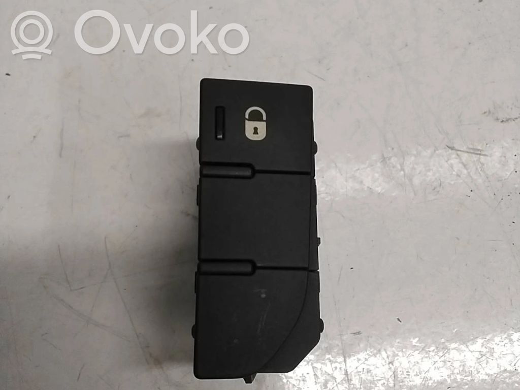 Citroen C5 Central locking switch button 