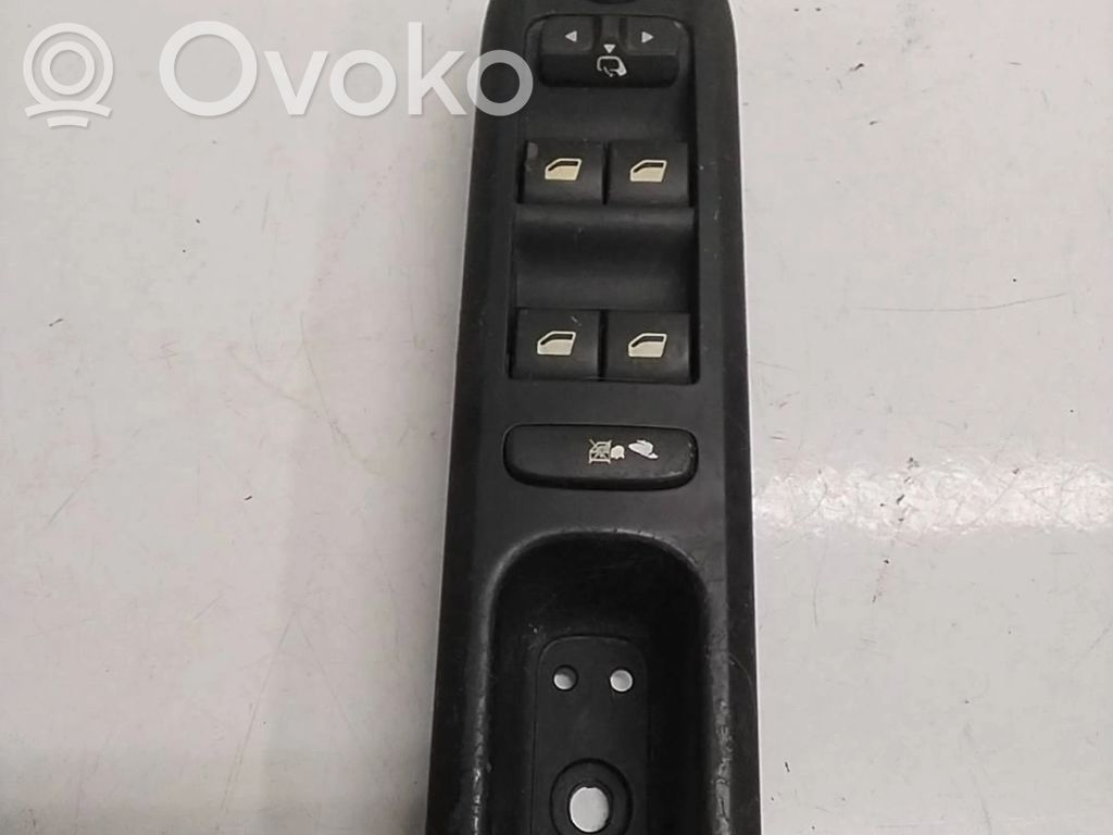 Peugeot 407 Electric window control switch 