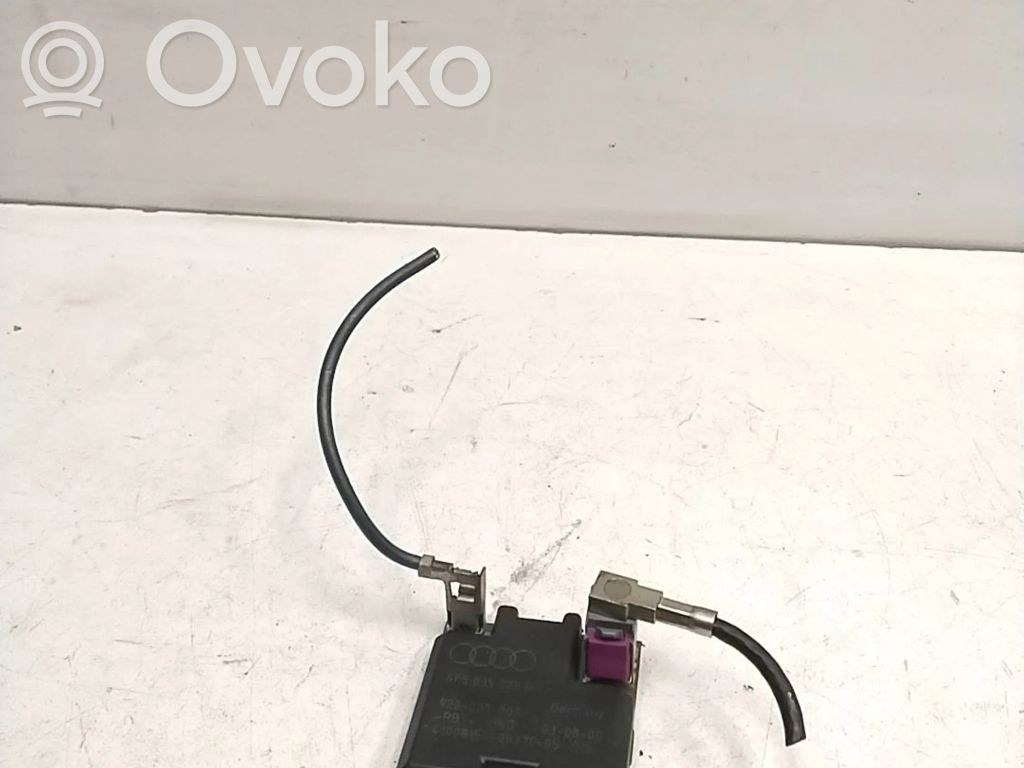 Audi A6 S6 C6 4F Antenos stiprintuvas 