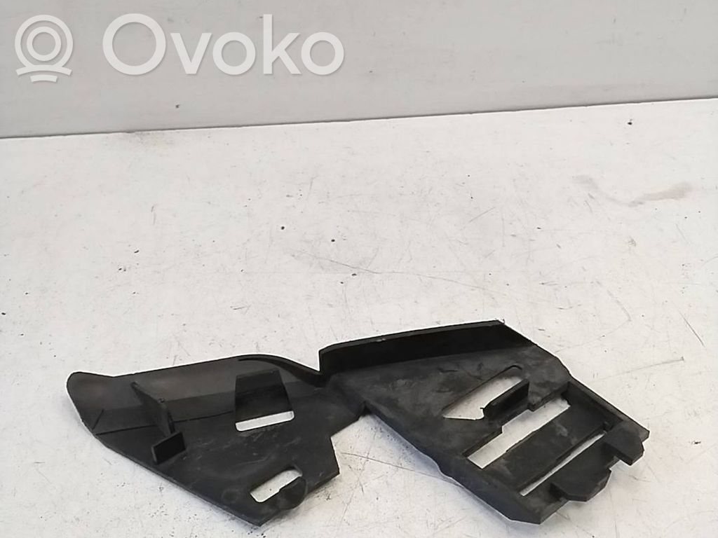 Volvo V50 Headlight/headlamp mounting bracket 
