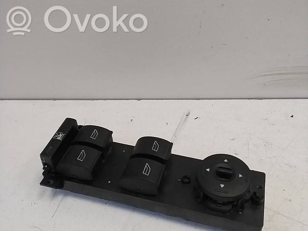 Ford Focus C-MAX Electric window control switch 