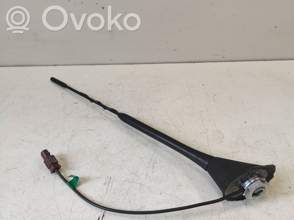 Audi A1 GPS-pystyantenni 