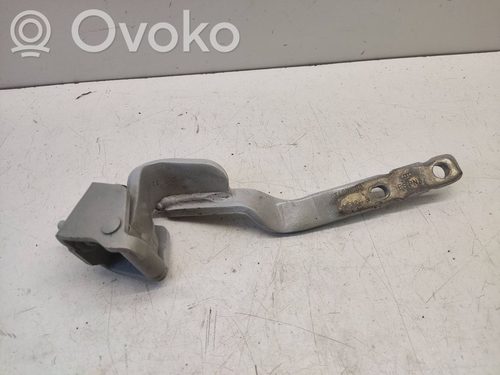 Audi A1 Tailgate/trunk/boot hinge 