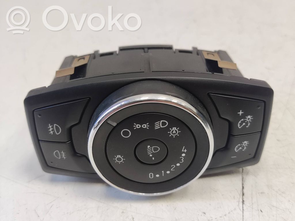 Ford Focus Light switch 