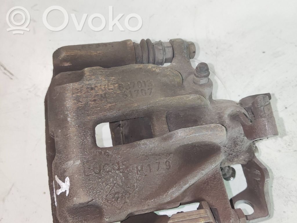 Renault Trafic II (X83) Tylny zacisk hamulcowy 