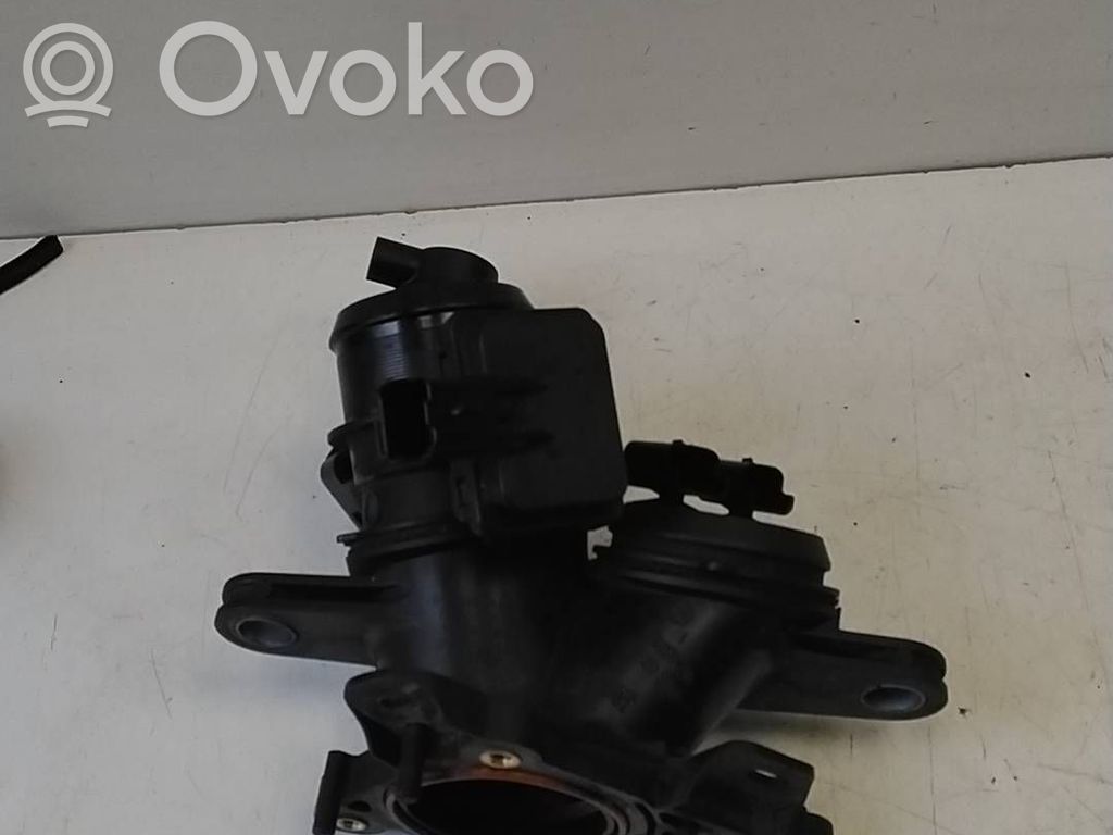 Peugeot 3008 I Throttle valve 