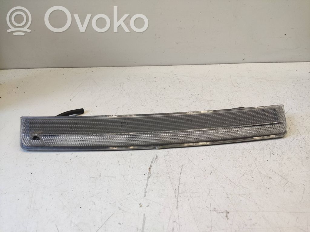 Peugeot 208 I Third/center stoplight 