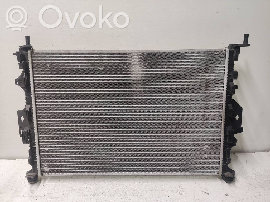 Ford Focus C-MAX Coolant radiator 