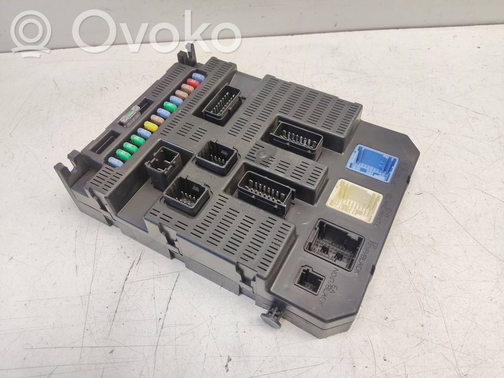 Citroen C8 Drošinātāju bloks 