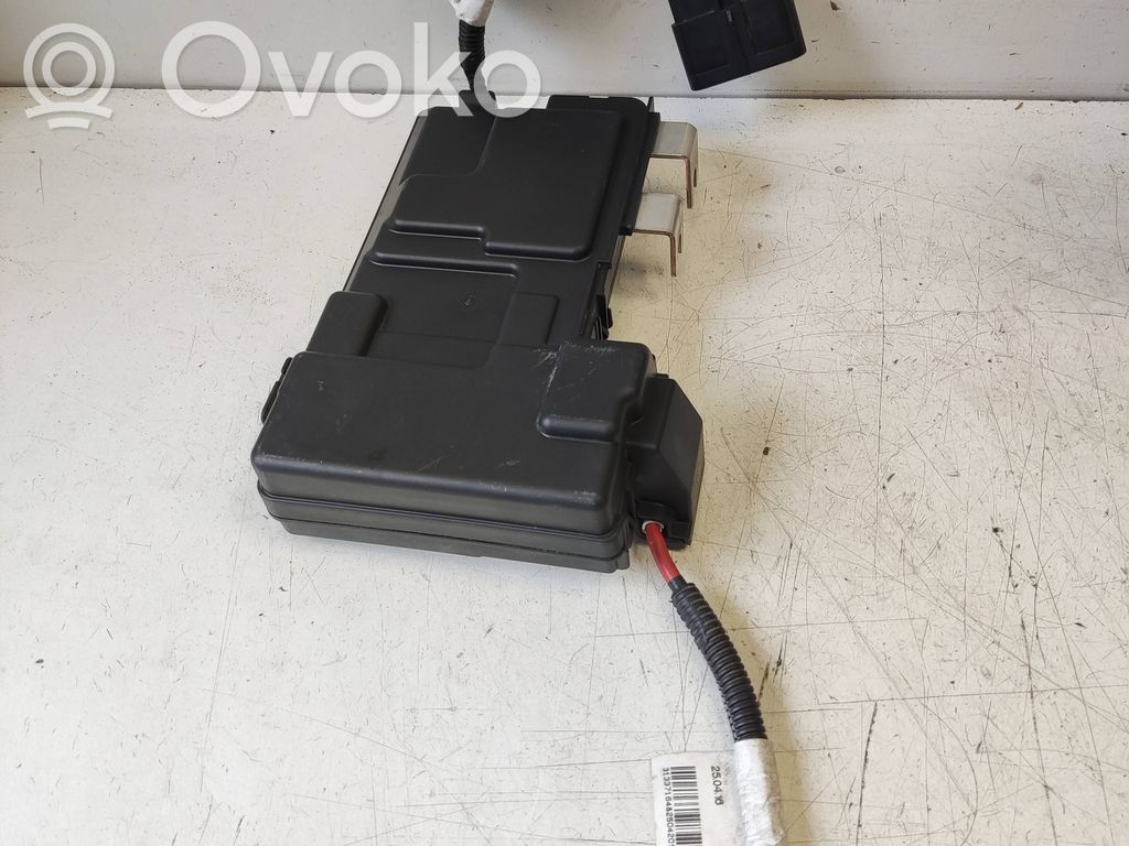 Volvo V60 Fuse module 