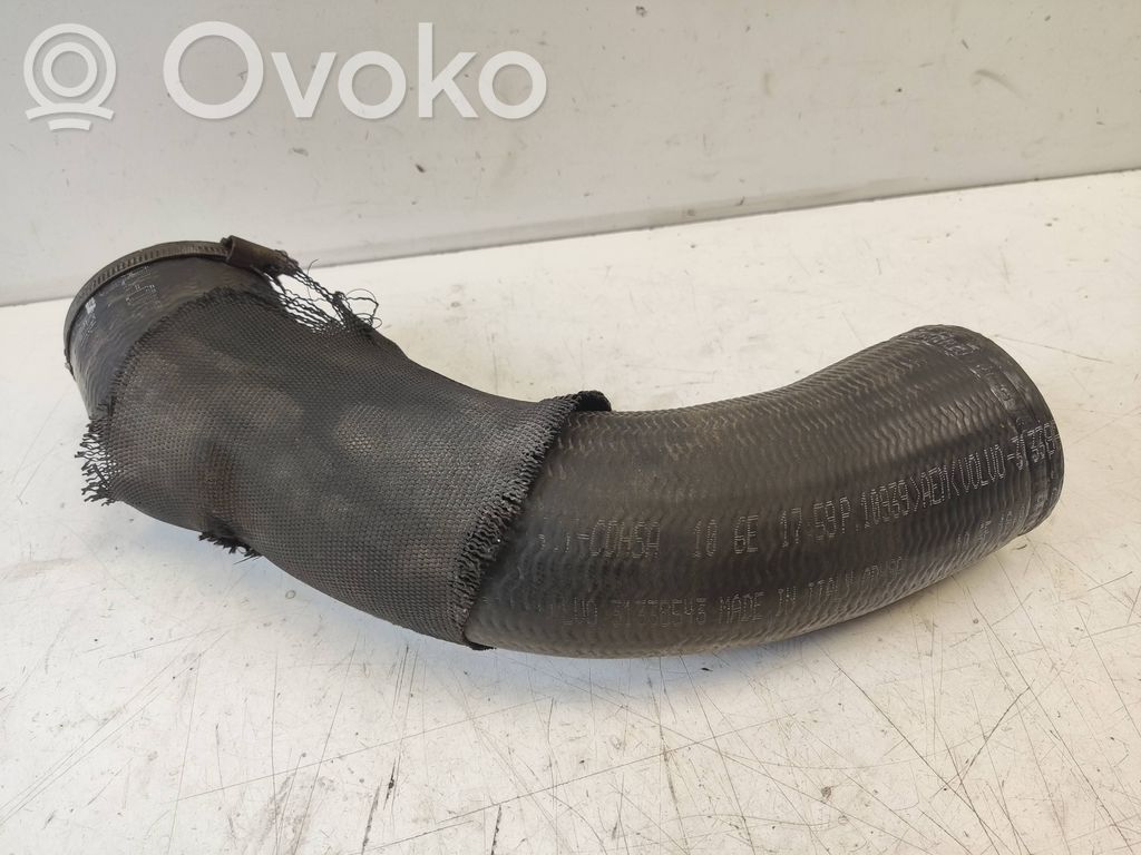 Volvo V60 Intercooler hose/pipe 