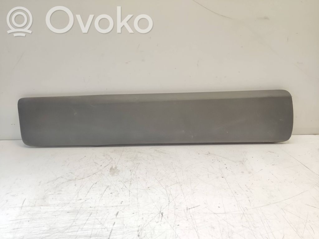 Renault Trafic II (X83) Mască ușă față (turnată) 