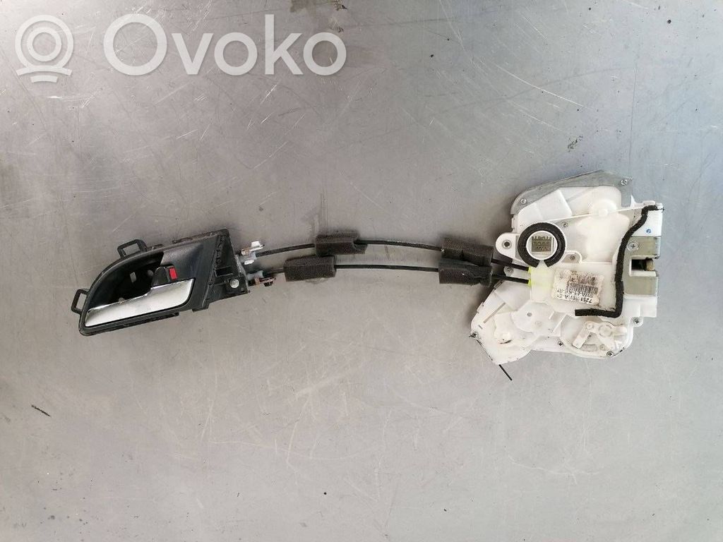Honda Civic IX Manecilla interna puerta trasera 