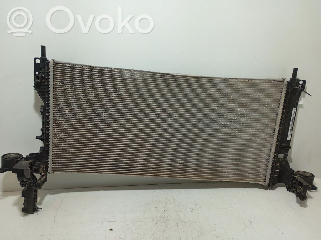 Volvo XC40 Chłodnica 