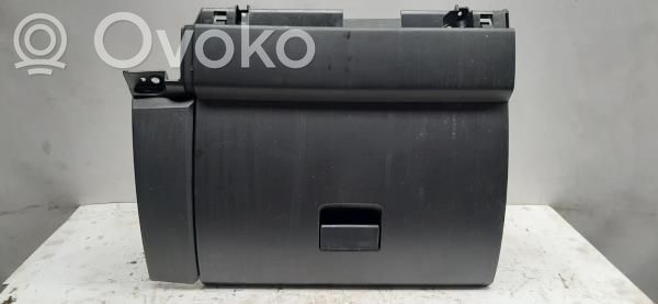 Hansikaslokero