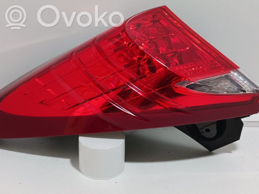 Honda Civic IX Lampă spate în capacul portbagajului 