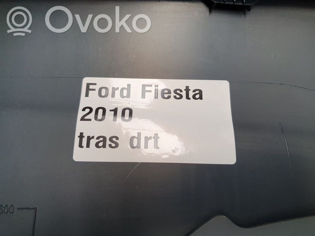 Ford Fiesta Boczki / Poszycie drzwi tylnych 