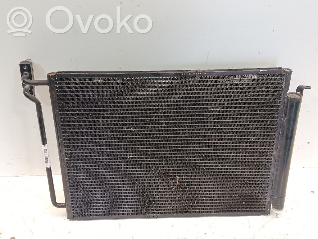 Radiateur condenseur de climatisation