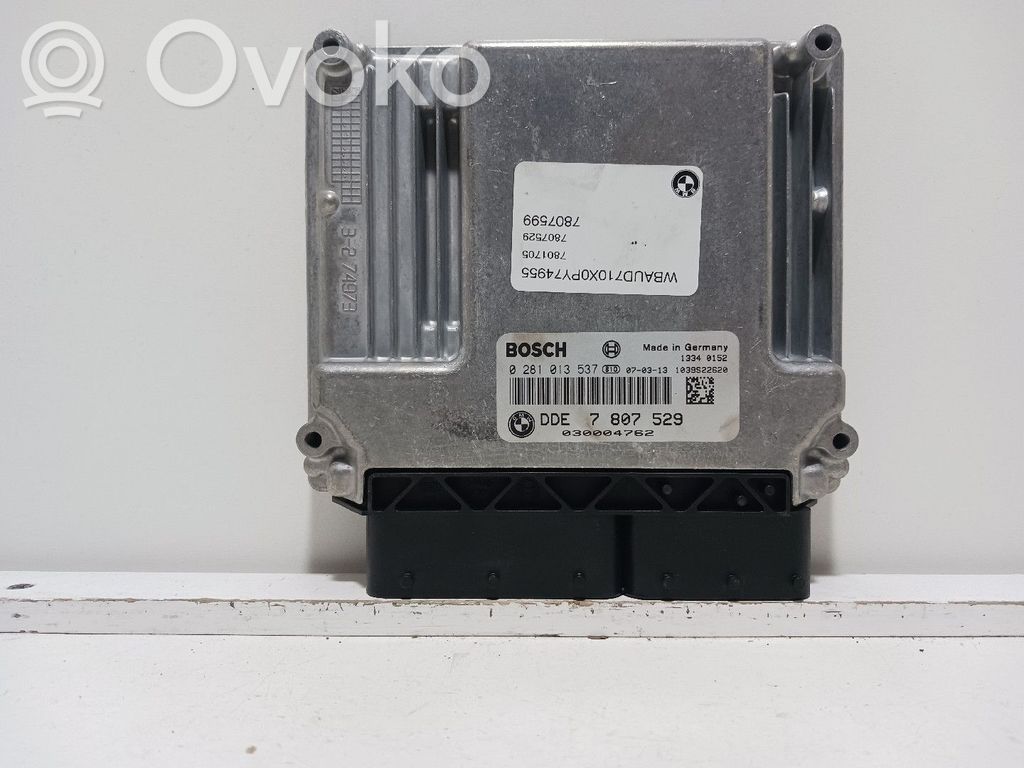 BMW 1 E81 E87 Calculateur moteur ECU 