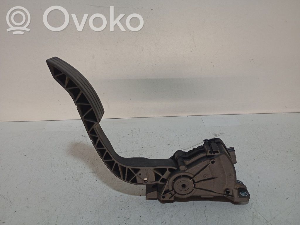 Renault Twingo II Accelerator throttle pedal 
