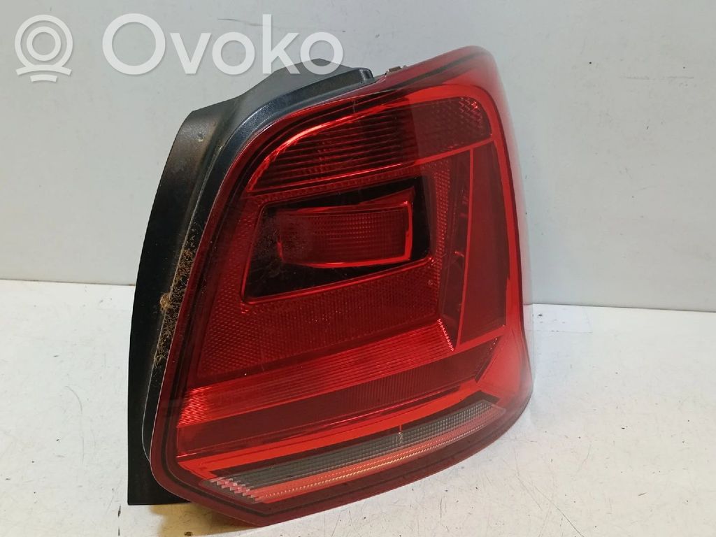 Volkswagen Polo V 6R Lampa tylna 