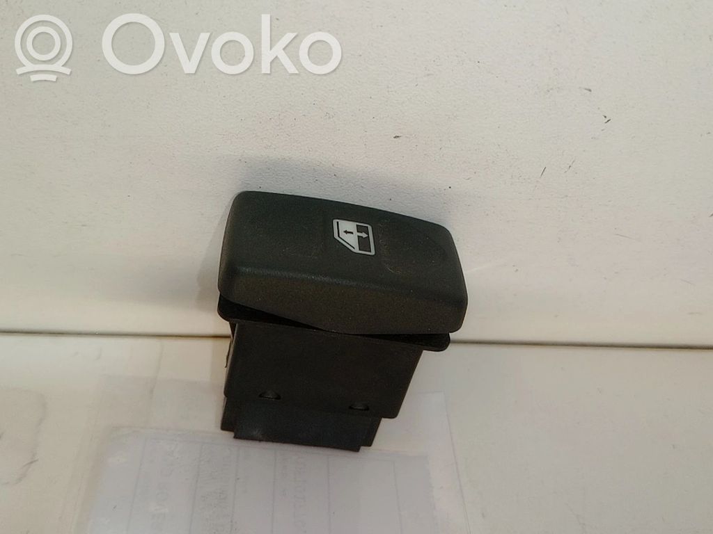 Land Rover Discovery Electric window control switch 