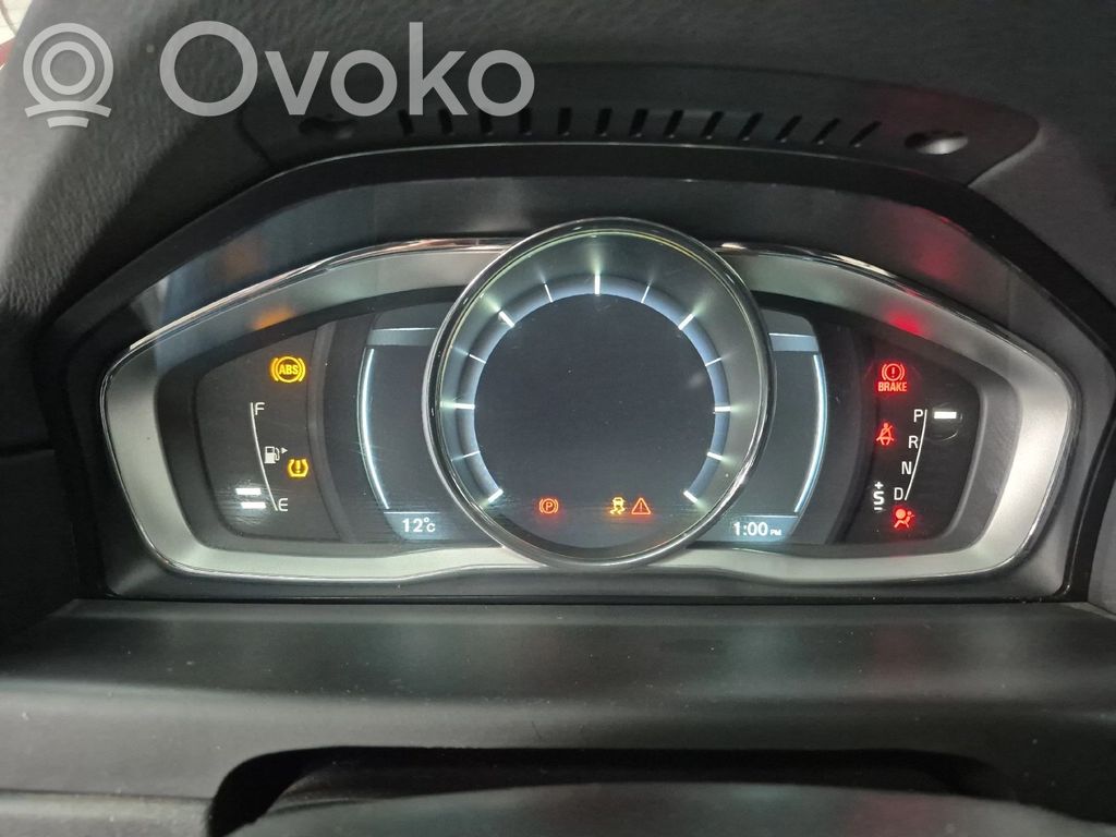 Geschwindigkeitsmesser Cockpit   36003006