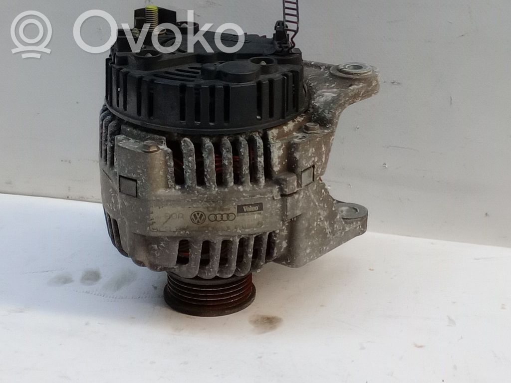 Alternador   058903016E,A13VI156,WAUZZZ4BZWN009256