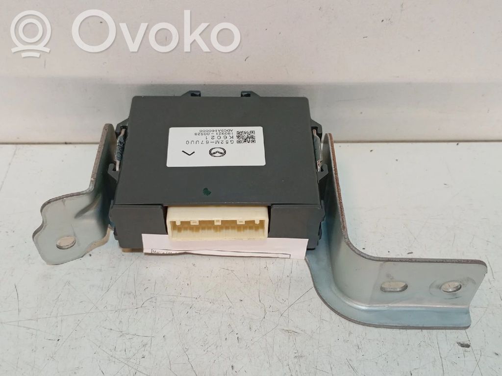 Pysäköintitutkan (PCD) ohjainlaite/moduuli   G52M67UU0
