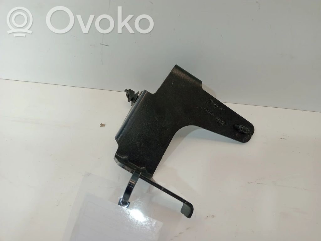 Nissan Interstar Uchwyt / Wspornik 