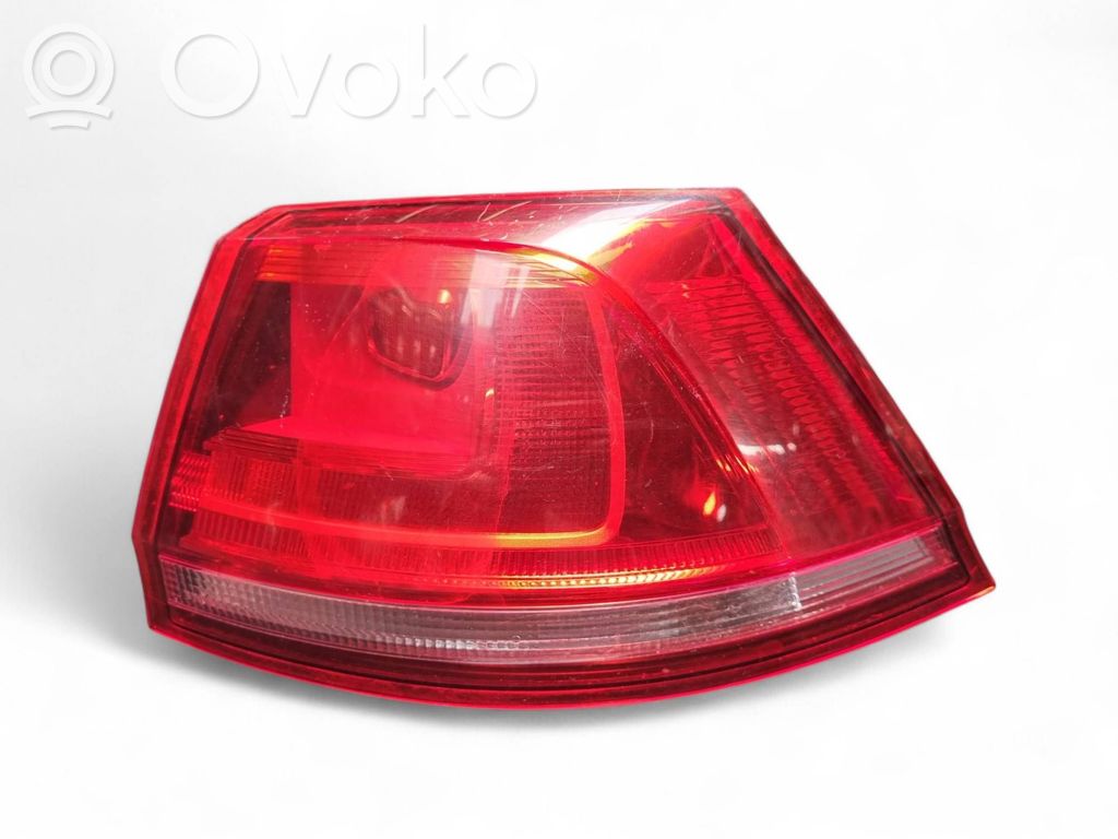 Volkswagen Golf VII Lampa tylna 
